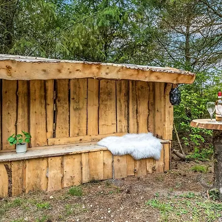 Semesterbostad 2 Bedroom Pet Friendly In *