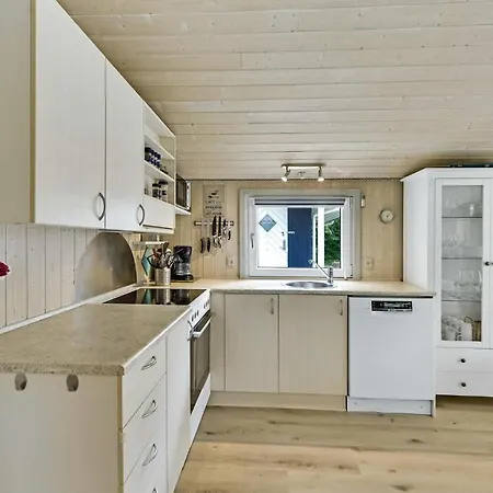 2 Bedroom Pet Friendly In