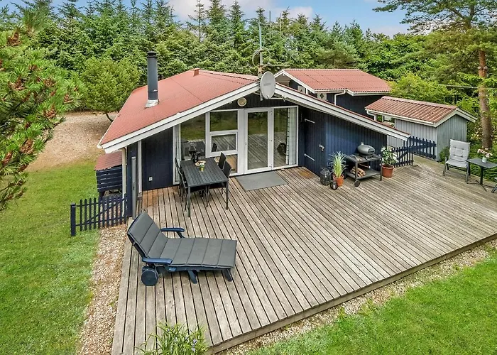 2 Bedroom Pet Friendly In Хеммет